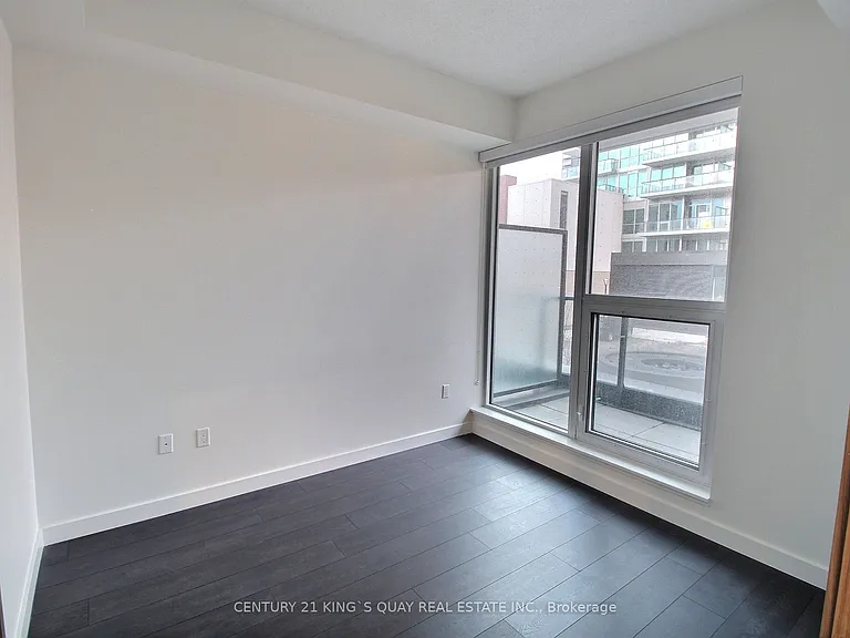 85 McMahon Dr #211 — Photo 10