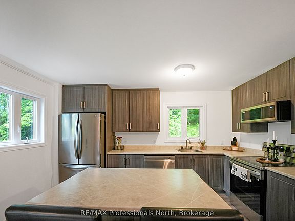 4th image of 1065 Hendersons Rd