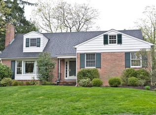 2 Pinewood Ct, Short Hills, NJ 07078