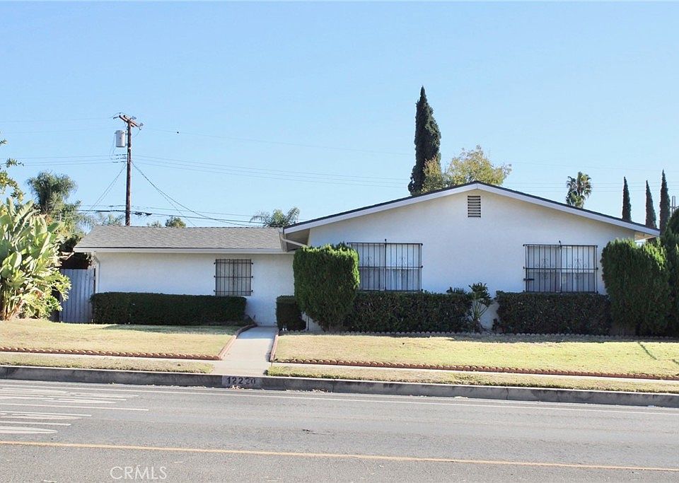 1st image of 12220 Van Nuys Blvd