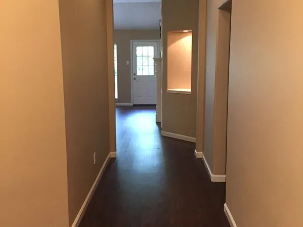 88 N Winterport Cir, Spring, TX 77382