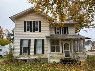 305 Michigan St, Reading, MI 49274