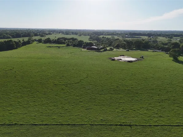 2 Dripping Springs Rd, Denison, TX 75021