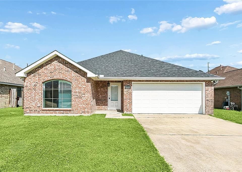 1st image of 46496 Cote Ct