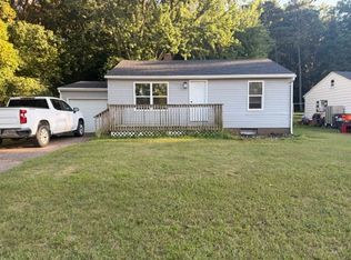 903 Daniels Ave, Altoona, WI 54720