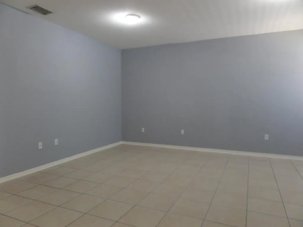 3 bed, 2.5 bath, 1505 sqft, $2,800 — Photo 2