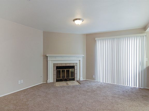 5th image of 616 Le Harve Ave