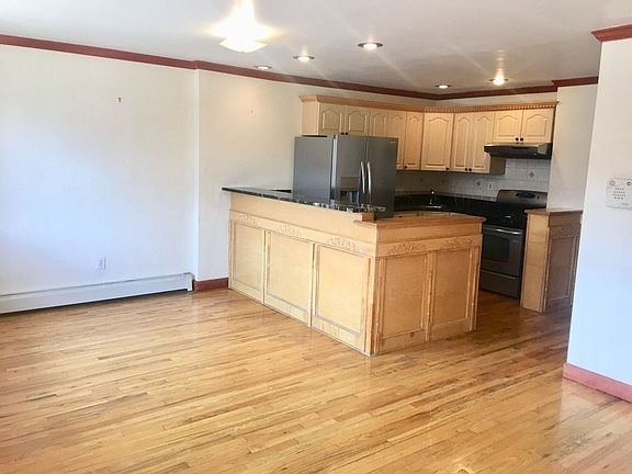 3rd image of 1383 E 99th St #1