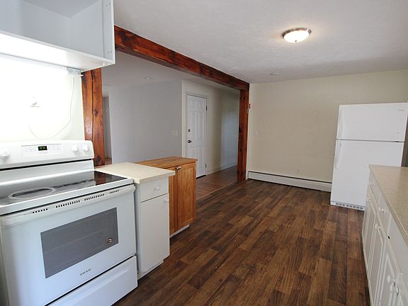 3rd image of 163 Farm St #1