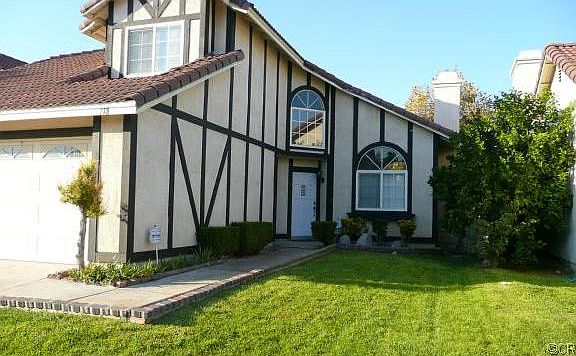 2nd image of 118 Plymouth Way