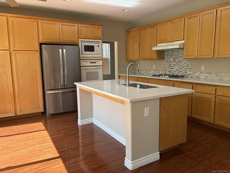 17136 Patina St — Photo 10