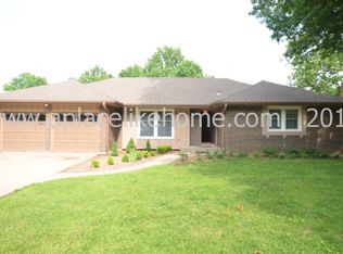 6609 Garnett Dr, Shawnee, KS 66203