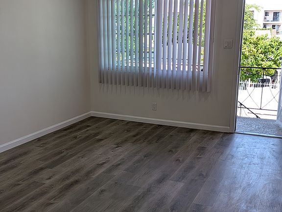 4th image of 3600 W 139th St #1