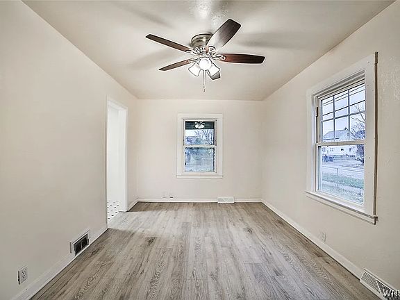 4th image of 496 24th St #496