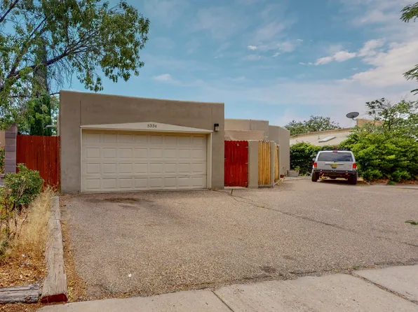 5334 Heritage Way NE, Albuquerque, NM 87109