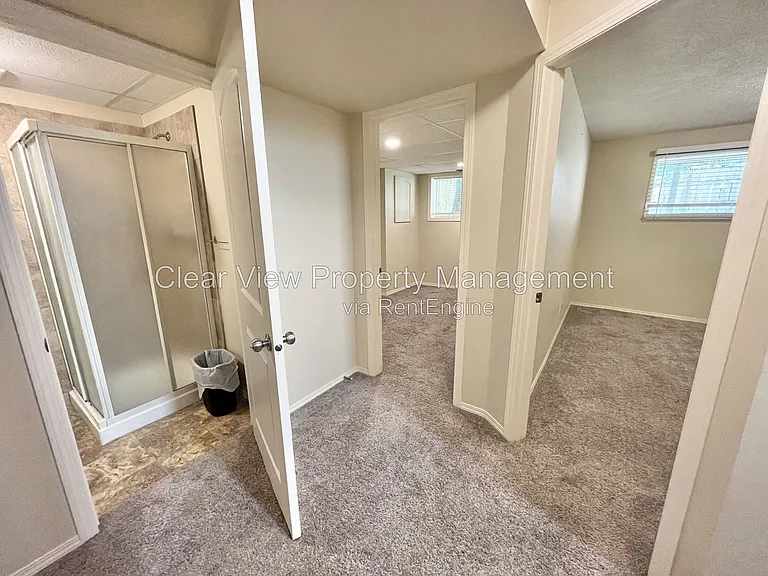 14 Princeton Cres W — Photo 25