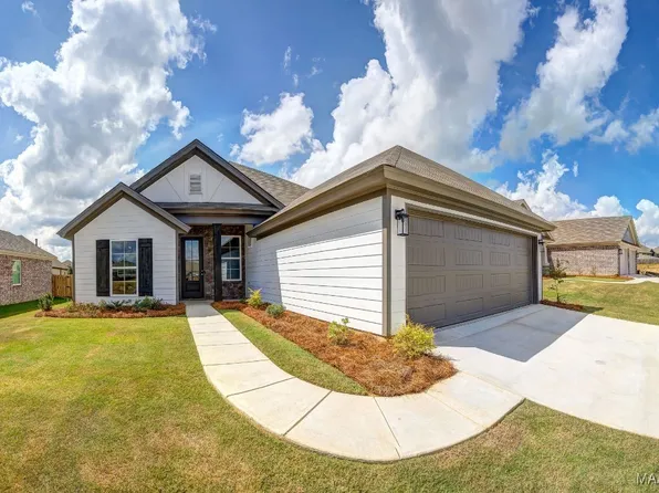 9517 Dakota Dr, Pike Road, AL 36064