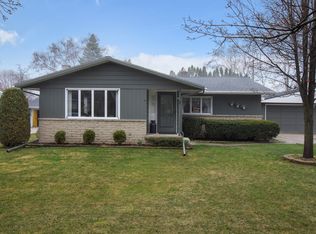 901 Shorewood Blvd, Manitowoc, WI 54220