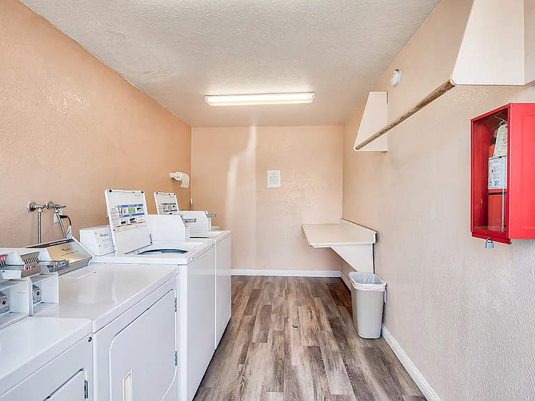 Park Place Apartments — Photo 20