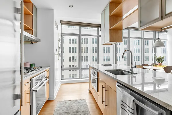 Sold by Compass | media 14