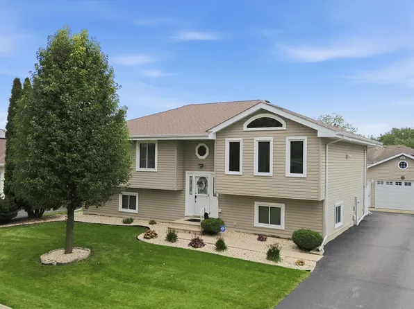 2902 Streitz Dr, Joliet, IL 60435