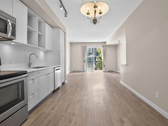 5th image of 2325 Ranger Ln #2X