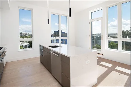 20 W 5th St #6-B Photo 1