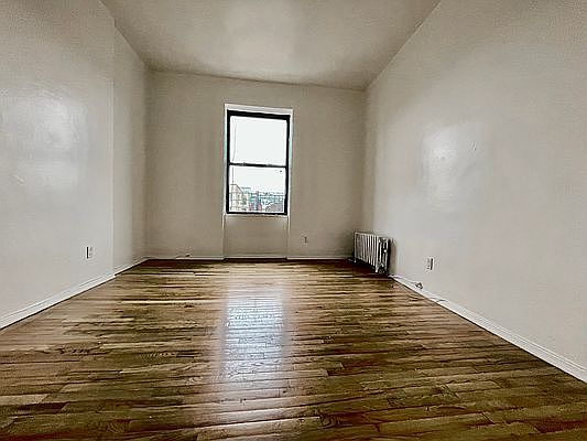2nd image of 500 W 150th St APT 5A