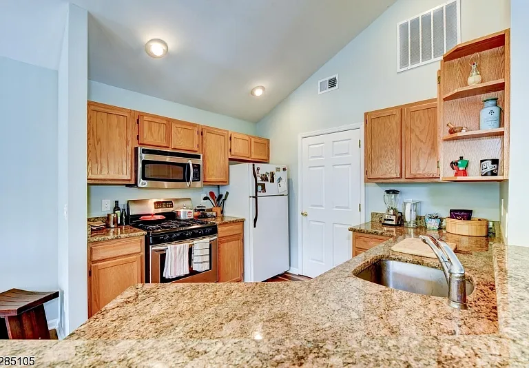 5803 Tudor Dr — Photo 11