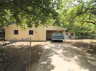 4312 Walthall St, Fort Worth, TX 76117