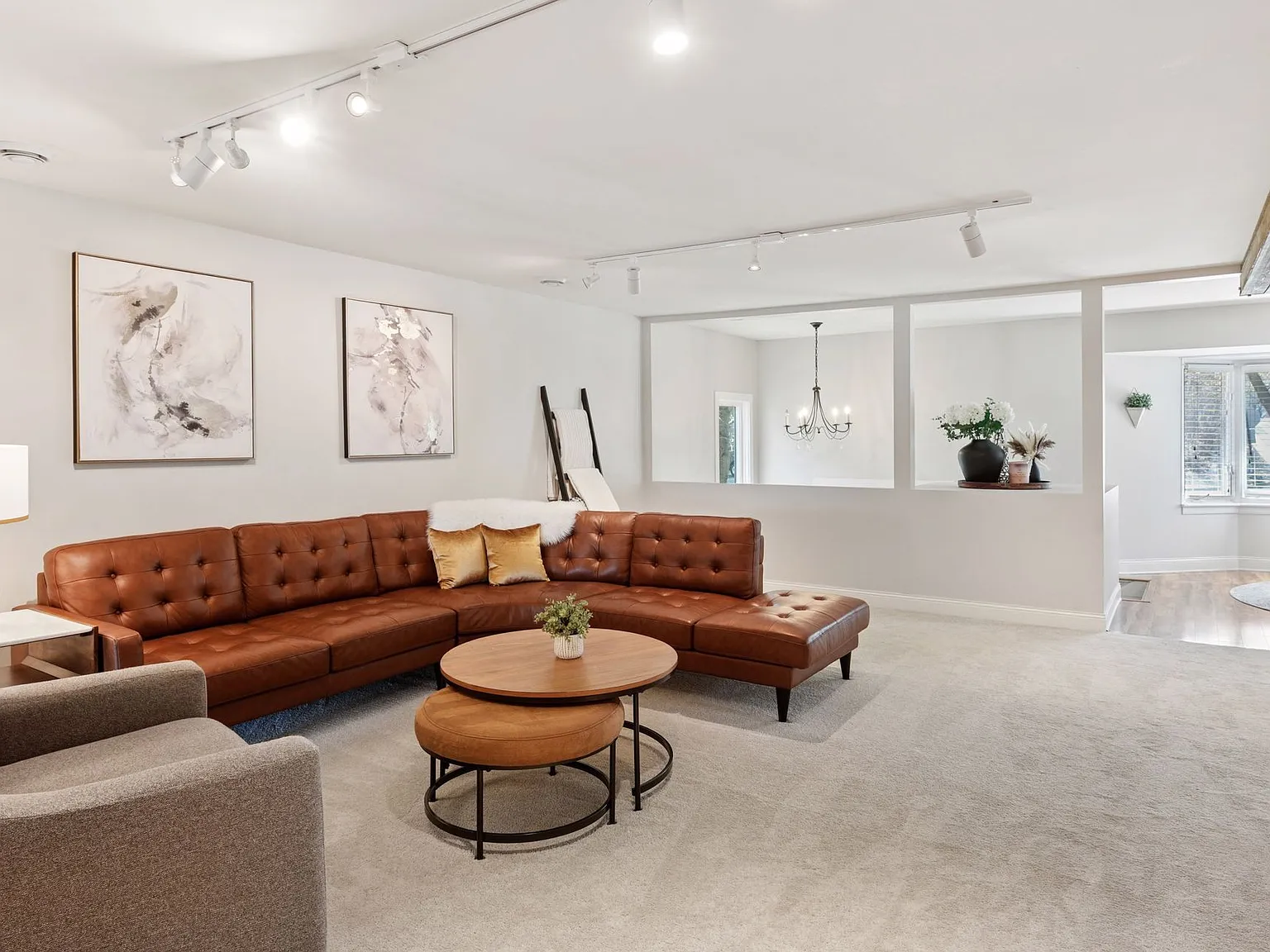 2 bed, $3,500 — Photo 2