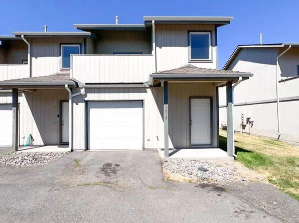 2 bed, 2.5 bath, 1350 sqft, $1,325, 5511 Glenridge Way #5517, Klamath Falls, OR 97603