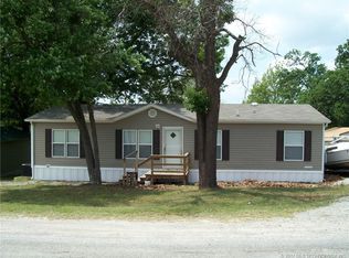 127 Hickory Ln, Eufaula, OK 74432