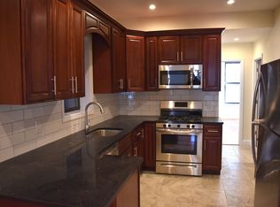 25-75 Steinway St #1A, Astoria, NY 11103