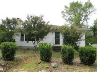 1389 Willis Rd, Saline, MI 48176