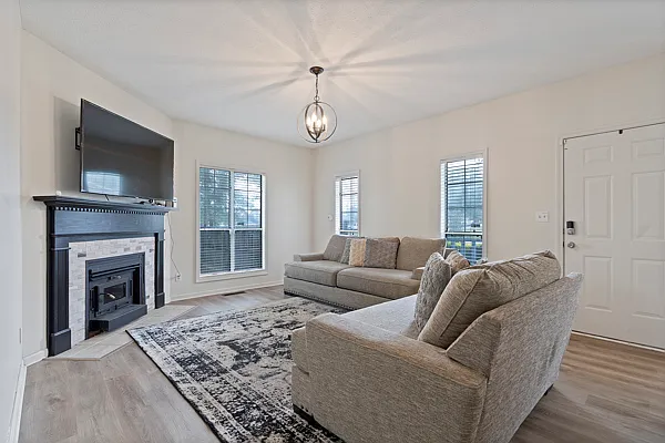 407 Christopher Drive - 1 — Photo 3