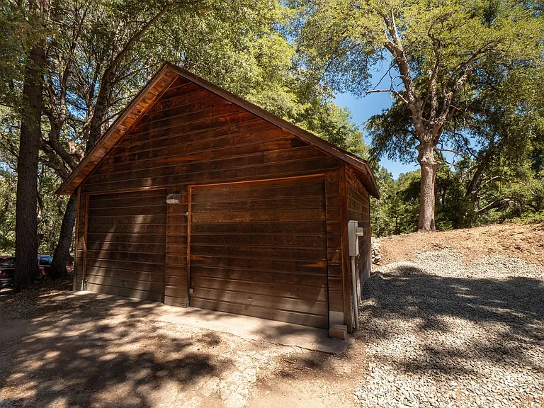 33125 Canfield Rd — Photo 21