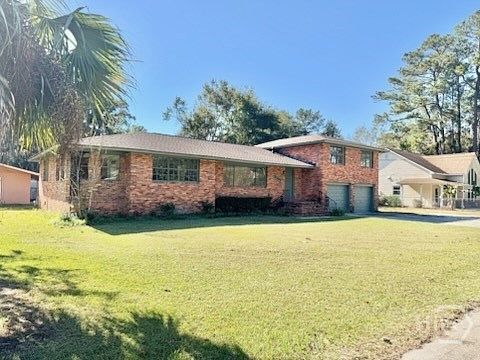 3107 Lincoln Street, Savannah, GA 31404 | Zillow