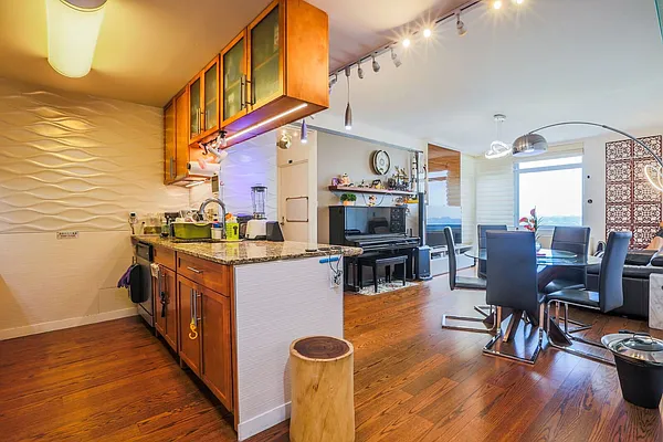 Rented by Livin USA LLC | media 10