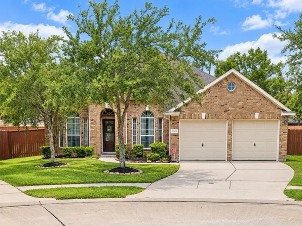 2324 Shadow Falls Ln, Pearland, TX 77584