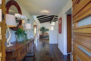 2nd image of 2508 Carman Crest Dr