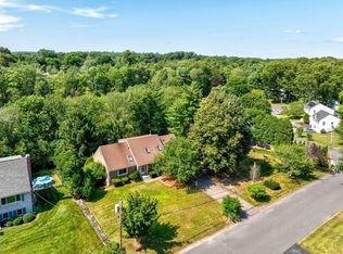 7 Oxyoke Dr, Methuen, MA 01844