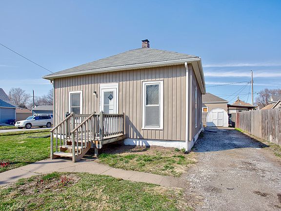 2nd image of 2132 Avenue B