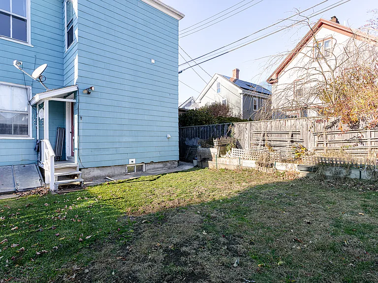 11.5 Newport Ave #2 — Photo 22