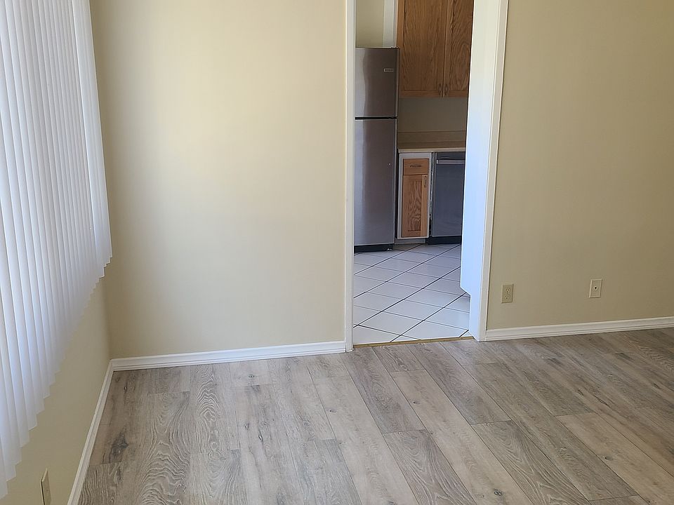 1st image of 738 California Ave #1/2