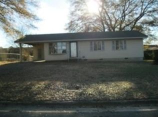 107 Betty St SW, Decatur, AL 35601