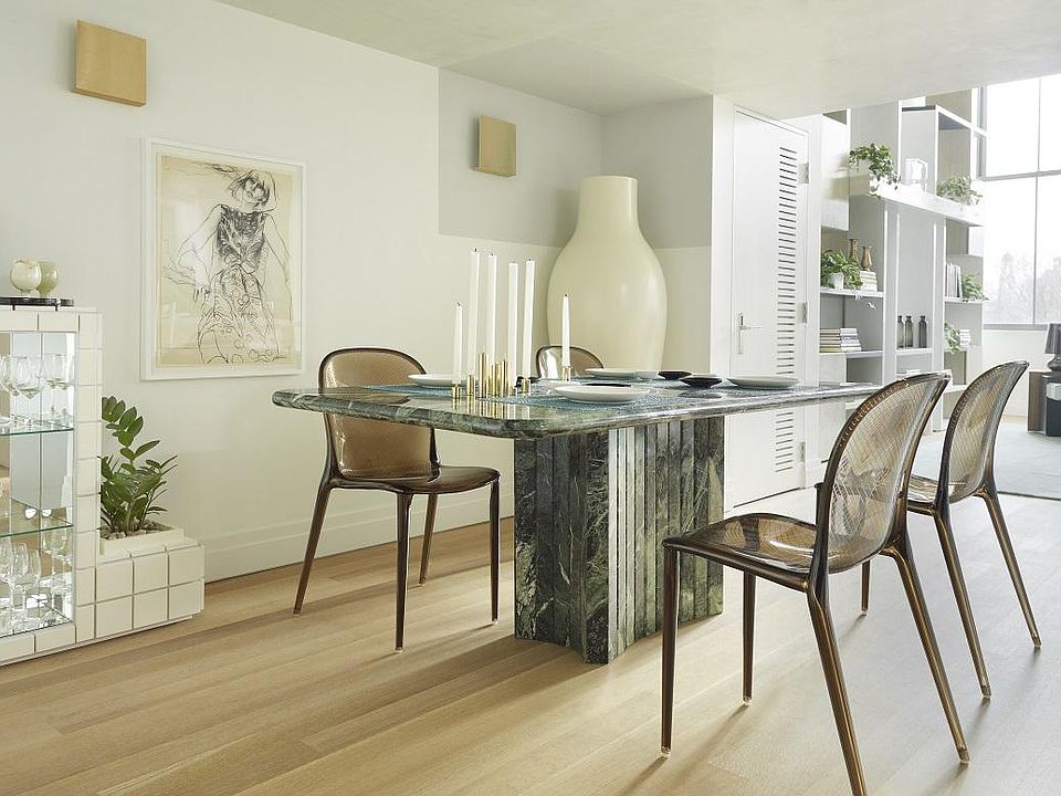 2nd image of 421 Hudson St APT 518