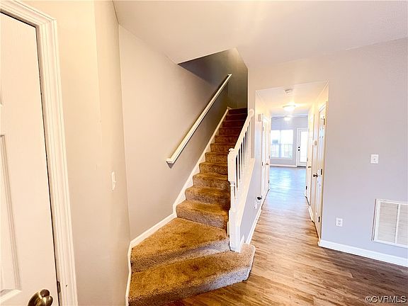2nd image of 5520 Belle Pond Dr