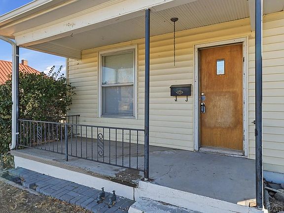 5th image of 1416 E 8th St