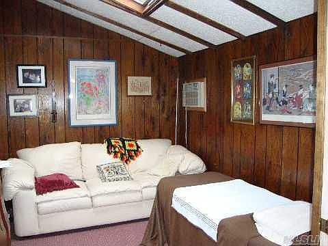3rd image of 192 Avondale Dr